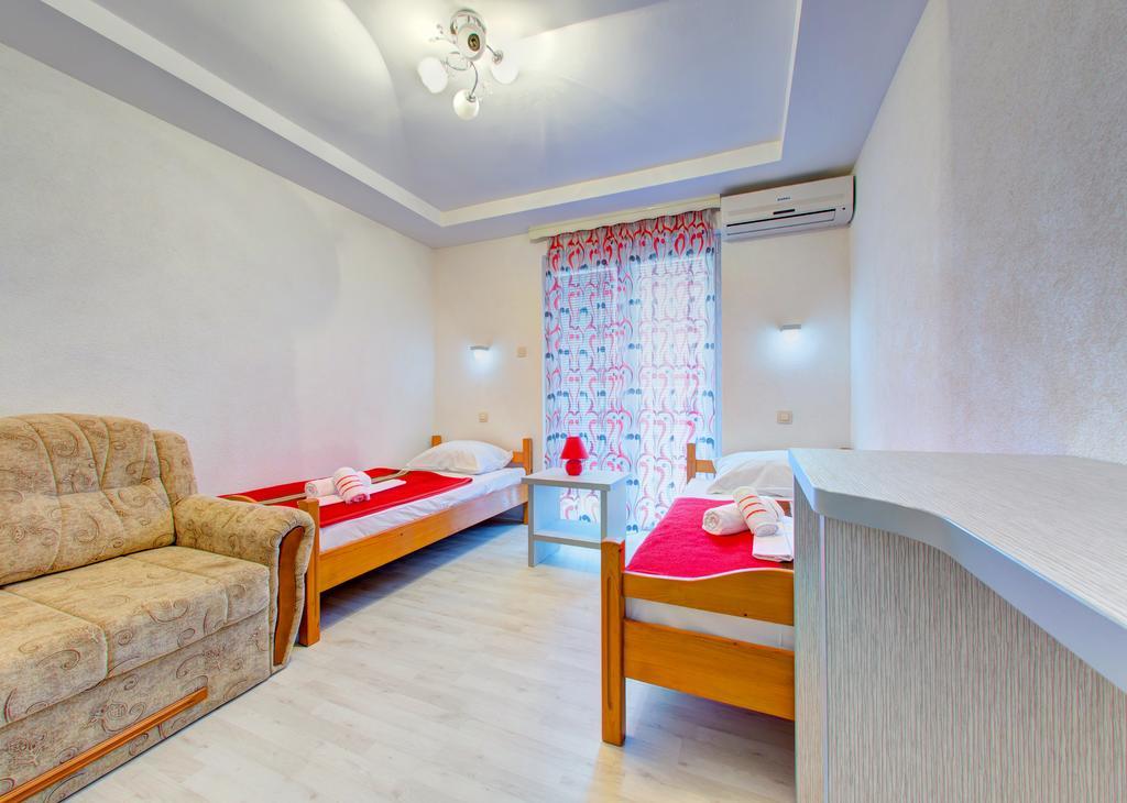 Hotel Pansion Glory Međugorje Exterior foto