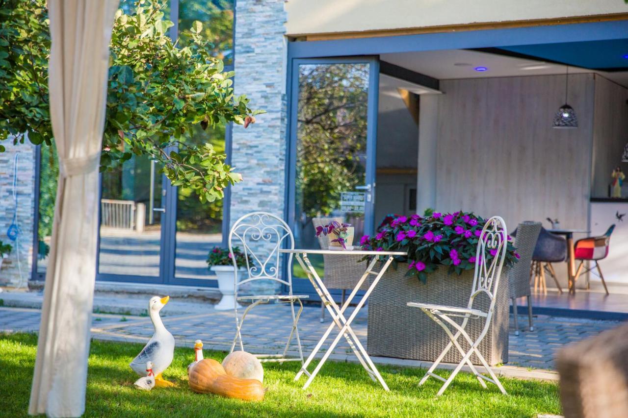 Hotel Pansion Glory Međugorje Exterior foto